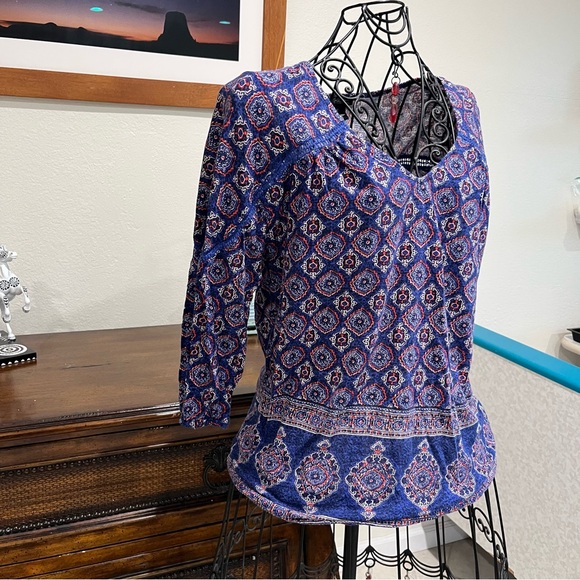 Lucky Brand Blue and Purple Blouse with Relaxed Fit (1-099) - Picture 2 of 9